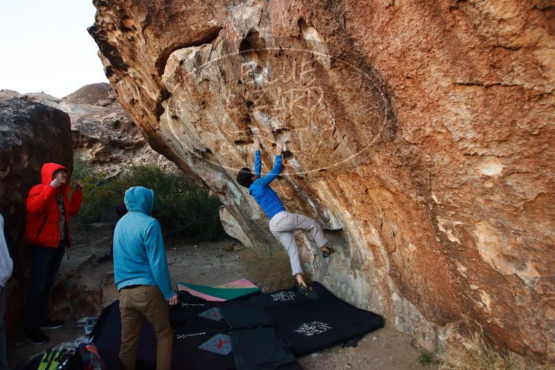 Bouldering in Hueco Tanks on 12/15/2019 with Blue Lizard Climbing and Yoga

Filename: SRM_20191215_1758320.jpg
Aperture: f/4.0
Shutter Speed: 1/250
Body: Canon EOS-1D Mark II
Lens: Canon EF 16-35mm f/2.8 L