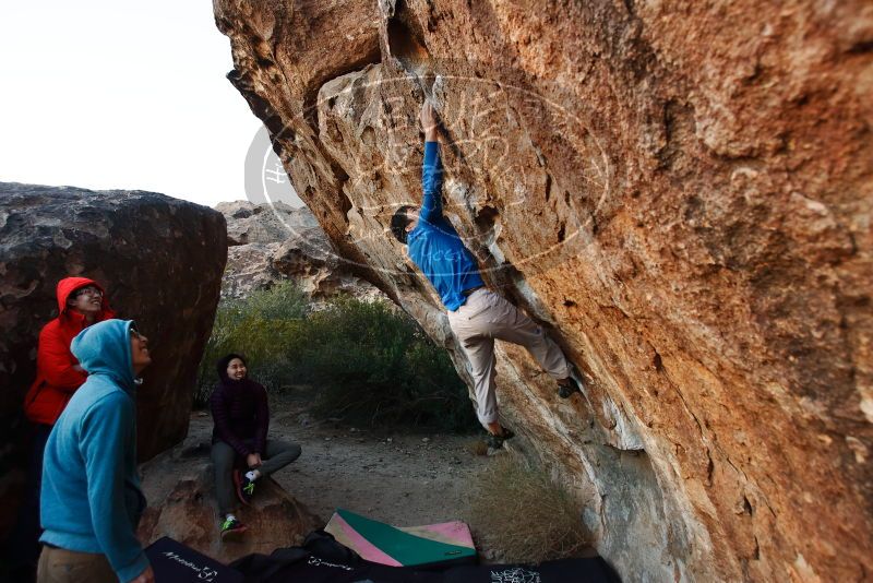 Bouldering in Hueco Tanks on 12/15/2019 with Blue Lizard Climbing and Yoga

Filename: SRM_20191215_1758470.jpg
Aperture: f/4.0
Shutter Speed: 1/250
Body: Canon EOS-1D Mark II
Lens: Canon EF 16-35mm f/2.8 L