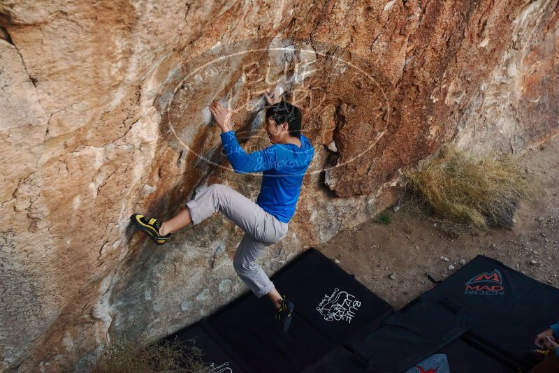 Bouldering in Hueco Tanks on 12/15/2019 with Blue Lizard Climbing and Yoga

Filename: SRM_20191215_1803100.jpg
Aperture: f/4.0
Shutter Speed: 1/250
Body: Canon EOS-1D Mark II
Lens: Canon EF 16-35mm f/2.8 L