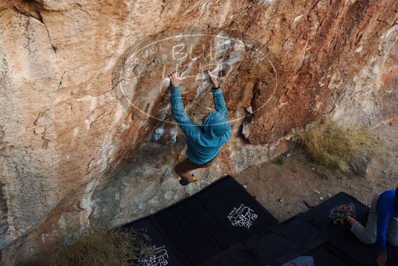 Bouldering in Hueco Tanks on 12/15/2019 with Blue Lizard Climbing and Yoga

Filename: SRM_20191215_1803460.jpg
Aperture: f/3.5
Shutter Speed: 1/250
Body: Canon EOS-1D Mark II
Lens: Canon EF 16-35mm f/2.8 L