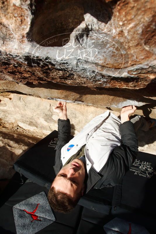 Bouldering in Hueco Tanks on 12/16/2019 with Blue Lizard Climbing and Yoga

Filename: SRM_20191216_1029240.jpg
Aperture: f/8.0
Shutter Speed: 1/500
Body: Canon EOS-1D Mark II
Lens: Canon EF 16-35mm f/2.8 L