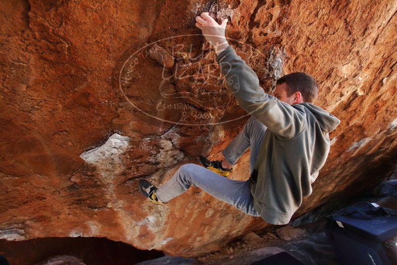 Bouldering in Hueco Tanks on 12/16/2019 with Blue Lizard Climbing and Yoga

Filename: SRM_20191216_1250580.jpg
Aperture: f/4.0
Shutter Speed: 1/250
Body: Canon EOS-1D Mark II
Lens: Canon EF 16-35mm f/2.8 L