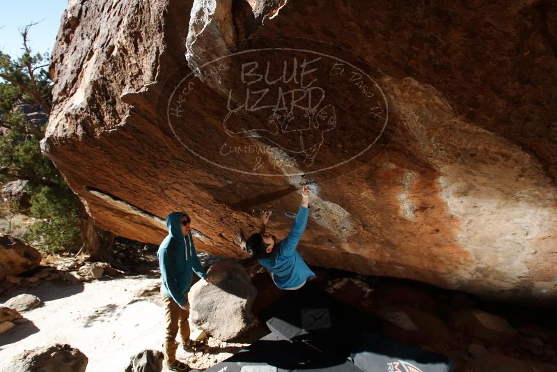 Bouldering in Hueco Tanks on 12/16/2019 with Blue Lizard Climbing and Yoga

Filename: SRM_20191216_1352470.jpg
Aperture: f/8.0
Shutter Speed: 1/250
Body: Canon EOS-1D Mark II
Lens: Canon EF 16-35mm f/2.8 L