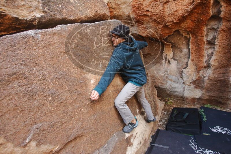 Bouldering in Hueco Tanks on 12/19/2019 with Blue Lizard Climbing and Yoga

Filename: SRM_20191219_1159330.jpg
Aperture: f/4.0
Shutter Speed: 1/200
Body: Canon EOS-1D Mark II
Lens: Canon EF 16-35mm f/2.8 L