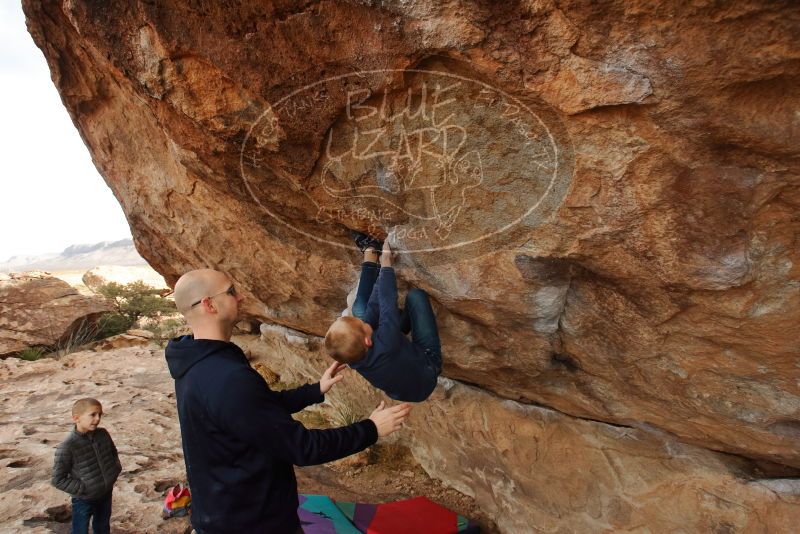 Bouldering in Hueco Tanks on 12/23/2019 with Blue Lizard Climbing and Yoga

Filename: SRM_20191223_1004480.jpg
Aperture: f/6.3
Shutter Speed: 1/320
Body: Canon EOS-1D Mark II
Lens: Canon EF 16-35mm f/2.8 L