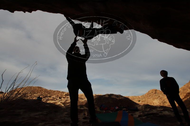 Bouldering in Hueco Tanks on 12/23/2019 with Blue Lizard Climbing and Yoga

Filename: SRM_20191223_1010410.jpg
Aperture: f/13.0
Shutter Speed: 1/800
Body: Canon EOS-1D Mark II
Lens: Canon EF 16-35mm f/2.8 L