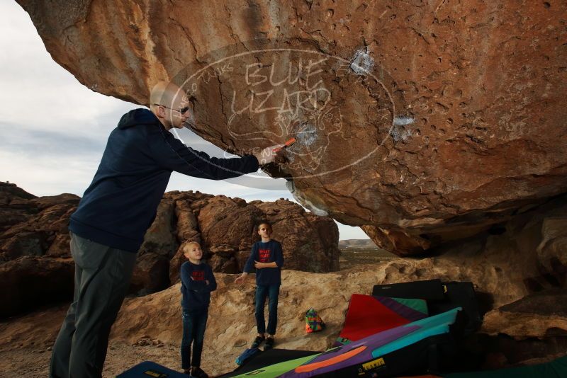 Bouldering in Hueco Tanks on 12/23/2019 with Blue Lizard Climbing and Yoga

Filename: SRM_20191223_1118400.jpg
Aperture: f/8.0
Shutter Speed: 1/250
Body: Canon EOS-1D Mark II
Lens: Canon EF 16-35mm f/2.8 L