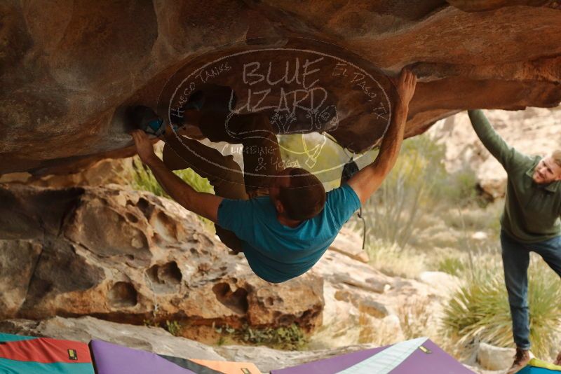 Bouldering in Hueco Tanks on 12/24/2019 with Blue Lizard Climbing and Yoga

Filename: SRM_20191224_1602300.jpg
Aperture: f/4.0
Shutter Speed: 1/250
Body: Canon EOS-1D Mark II
Lens: Canon EF 50mm f/1.8 II