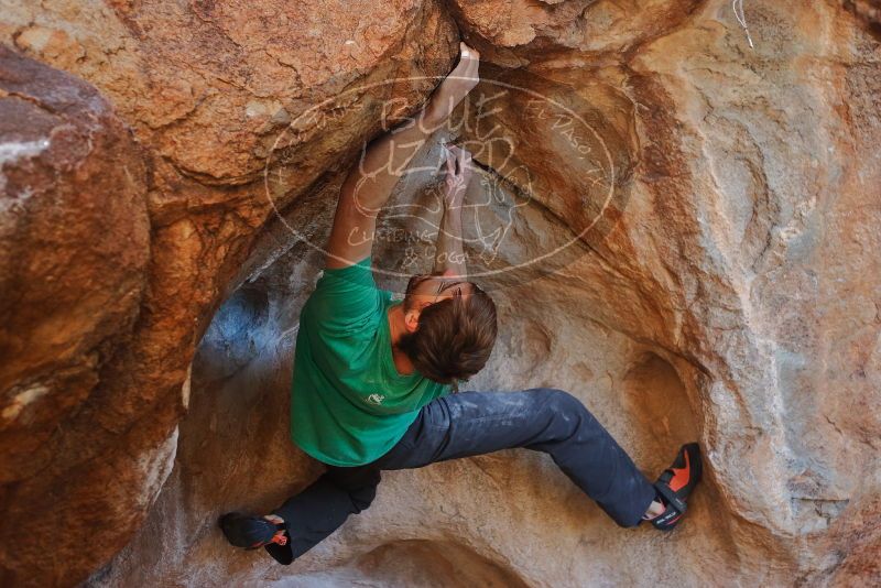 Bouldering in Hueco Tanks on 12/26/2019 with Blue Lizard Climbing and Yoga

Filename: SRM_20191226_1417570.jpg
Aperture: f/3.2
Shutter Speed: 1/320
Body: Canon EOS-1D Mark II
Lens: Canon EF 50mm f/1.8 II