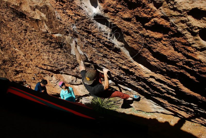 Bouldering in Hueco Tanks on 12/26/2019 with Blue Lizard Climbing and Yoga

Filename: SRM_20191226_1513050.jpg
Aperture: f/6.3
Shutter Speed: 1/500
Body: Canon EOS-1D Mark II
Lens: Canon EF 16-35mm f/2.8 L