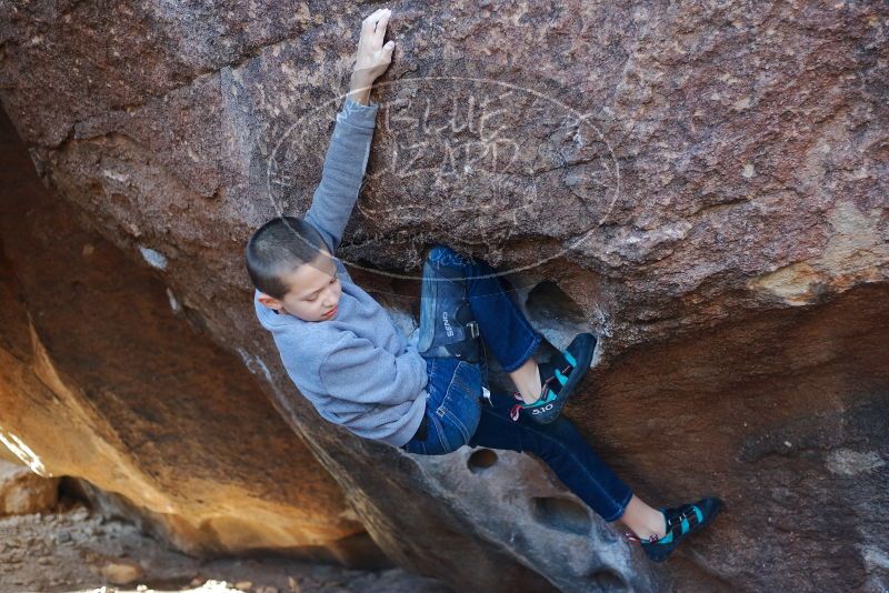 Bouldering in Hueco Tanks on 12/27/2019 with Blue Lizard Climbing and Yoga

Filename: SRM_20191227_1023290.jpg
Aperture: f/2.8
Shutter Speed: 1/320
Body: Canon EOS-1D Mark II
Lens: Canon EF 50mm f/1.8 II