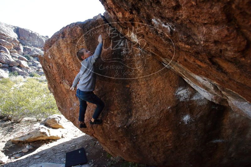 Bouldering in Hueco Tanks on 12/27/2019 with Blue Lizard Climbing and Yoga

Filename: SRM_20191227_1113210.jpg
Aperture: f/8.0
Shutter Speed: 1/250
Body: Canon EOS-1D Mark II
Lens: Canon EF 16-35mm f/2.8 L