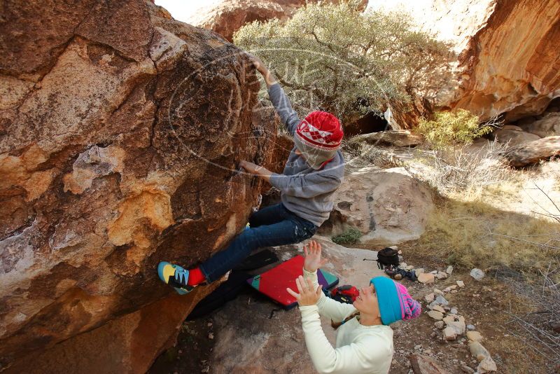 Bouldering in Hueco Tanks on 12/27/2019 with Blue Lizard Climbing and Yoga

Filename: SRM_20191227_1333531.jpg
Aperture: f/7.1
Shutter Speed: 1/320
Body: Canon EOS-1D Mark II
Lens: Canon EF 16-35mm f/2.8 L