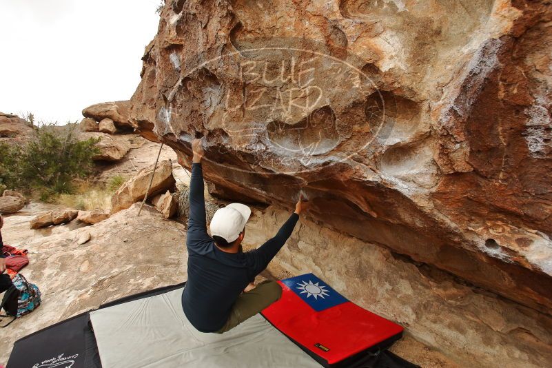 Bouldering in Hueco Tanks on 12/28/2019 with Blue Lizard Climbing and Yoga

Filename: SRM_20191228_1122240.jpg
Aperture: f/5.0
Shutter Speed: 1/400
Body: Canon EOS-1D Mark II
Lens: Canon EF 16-35mm f/2.8 L