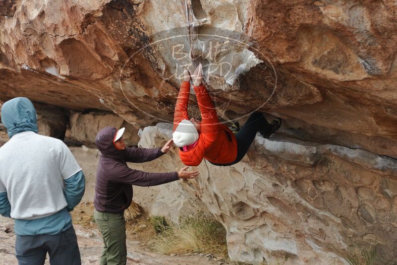 Bouldering in Hueco Tanks on 12/28/2019 with Blue Lizard Climbing and Yoga

Filename: SRM_20191228_1328410.jpg
Aperture: f/4.0
Shutter Speed: 1/400
Body: Canon EOS-1D Mark II
Lens: Canon EF 50mm f/1.8 II