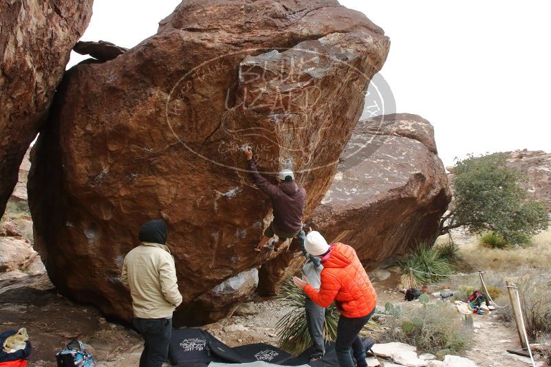 Bouldering in Hueco Tanks on 12/28/2019 with Blue Lizard Climbing and Yoga

Filename: SRM_20191228_1518200.jpg
Aperture: f/8.0
Shutter Speed: 1/250
Body: Canon EOS-1D Mark II
Lens: Canon EF 16-35mm f/2.8 L