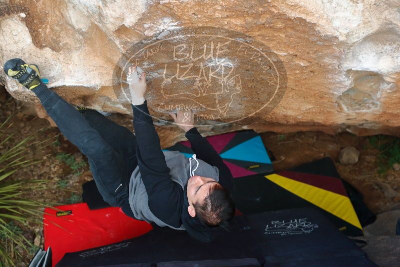 Bouldering in Hueco Tanks on 12/28/2019 with Blue Lizard Climbing and Yoga

Filename: SRM_20191228_1642130.jpg
Aperture: f/5.0
Shutter Speed: 1/250
Body: Canon EOS-1D Mark II
Lens: Canon EF 50mm f/1.8 II