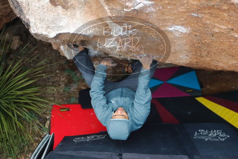 Bouldering in Hueco Tanks on 12/28/2019 with Blue Lizard Climbing and Yoga

Filename: SRM_20191228_1656220.jpg
Aperture: f/3.2
Shutter Speed: 1/250
Body: Canon EOS-1D Mark II
Lens: Canon EF 50mm f/1.8 II