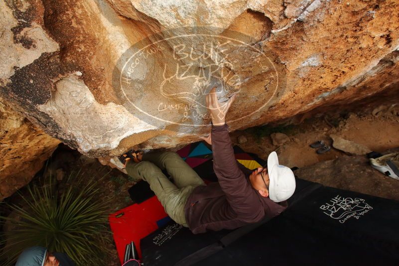 Bouldering in Hueco Tanks on 12/28/2019 with Blue Lizard Climbing and Yoga

Filename: SRM_20191228_1726070.jpg
Aperture: f/5.6
Shutter Speed: 1/250
Body: Canon EOS-1D Mark II
Lens: Canon EF 16-35mm f/2.8 L