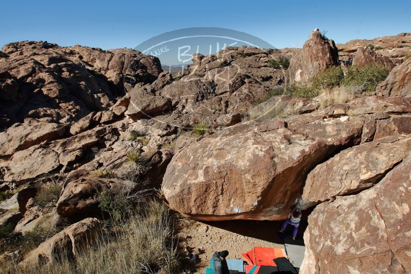 Bouldering in Hueco Tanks on 12/29/2019 with Blue Lizard Climbing and Yoga

Filename: SRM_20191229_1243220.jpg
Aperture: f/8.0
Shutter Speed: 1/250
Body: Canon EOS-1D Mark II
Lens: Canon EF 16-35mm f/2.8 L