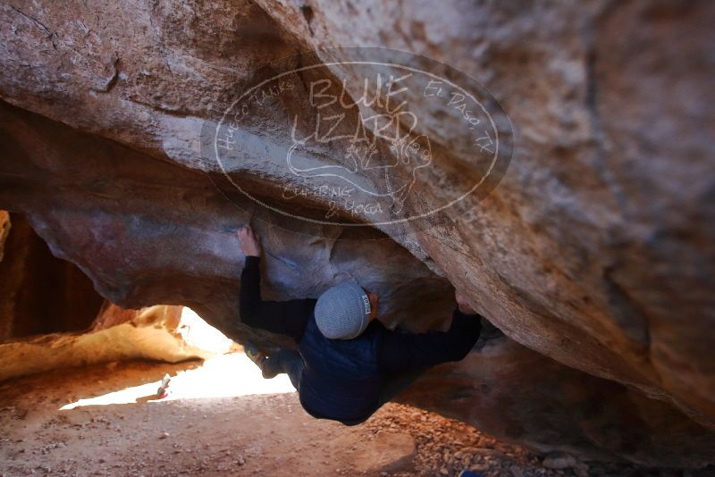 Bouldering in Hueco Tanks on 12/29/2019 with Blue Lizard Climbing and Yoga

Filename: SRM_20191229_1441310.jpg
Aperture: f/4.0
Shutter Speed: 1/250
Body: Canon EOS-1D Mark II
Lens: Canon EF 16-35mm f/2.8 L