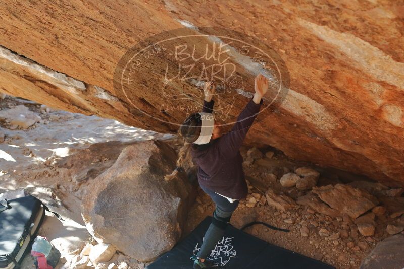 Bouldering in Hueco Tanks on 12/29/2019 with Blue Lizard Climbing and Yoga

Filename: SRM_20191229_1540470.jpg
Aperture: f/4.0
Shutter Speed: 1/400
Body: Canon EOS-1D Mark II
Lens: Canon EF 50mm f/1.8 II