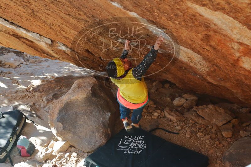 Bouldering in Hueco Tanks on 12/29/2019 with Blue Lizard Climbing and Yoga

Filename: SRM_20191229_1541440.jpg
Aperture: f/4.0
Shutter Speed: 1/400
Body: Canon EOS-1D Mark II
Lens: Canon EF 50mm f/1.8 II