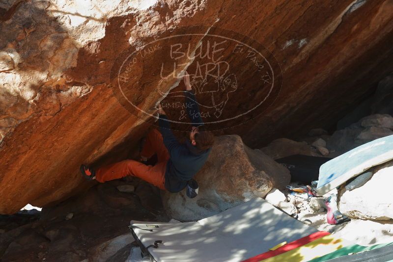 Bouldering in Hueco Tanks on 12/29/2019 with Blue Lizard Climbing and Yoga

Filename: SRM_20191229_1549300.jpg
Aperture: f/5.6
Shutter Speed: 1/320
Body: Canon EOS-1D Mark II
Lens: Canon EF 50mm f/1.8 II