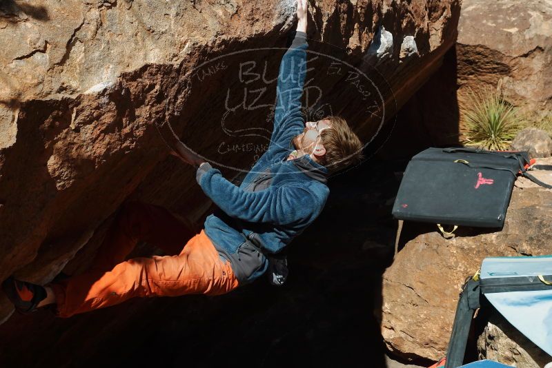 Bouldering in Hueco Tanks on 12/29/2019 with Blue Lizard Climbing and Yoga

Filename: SRM_20191229_1549450.jpg
Aperture: f/10.0
Shutter Speed: 1/320
Body: Canon EOS-1D Mark II
Lens: Canon EF 50mm f/1.8 II