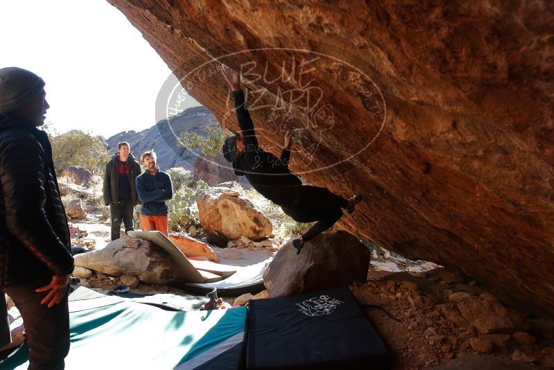 Bouldering in Hueco Tanks on 12/29/2019 with Blue Lizard Climbing and Yoga

Filename: SRM_20191229_1559570.jpg
Aperture: f/5.0
Shutter Speed: 1/320
Body: Canon EOS-1D Mark II
Lens: Canon EF 16-35mm f/2.8 L