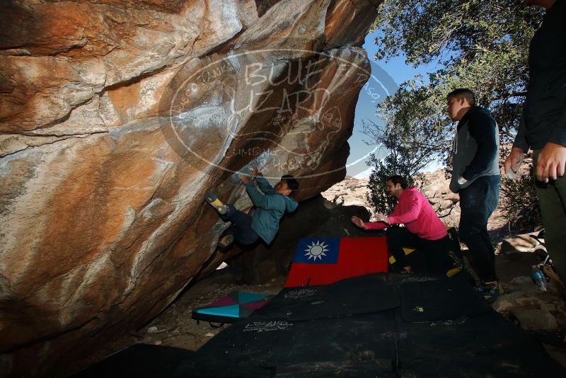 Bouldering in Hueco Tanks on 12/30/2019 with Blue Lizard Climbing and Yoga

Filename: SRM_20191230_1251550.jpg
Aperture: f/8.0
Shutter Speed: 1/250
Body: Canon EOS-1D Mark II
Lens: Canon EF 16-35mm f/2.8 L