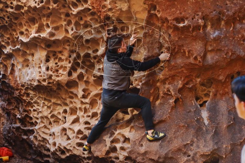 Bouldering in Hueco Tanks on 12/30/2019 with Blue Lizard Climbing and Yoga

Filename: SRM_20191230_1451470.jpg
Aperture: f/3.2
Shutter Speed: 1/125
Body: Canon EOS-1D Mark II
Lens: Canon EF 50mm f/1.8 II