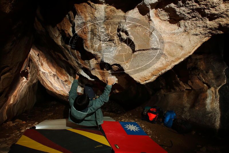 Bouldering in Hueco Tanks on 12/30/2019 with Blue Lizard Climbing and Yoga

Filename: SRM_20191230_1714070.jpg
Aperture: f/8.0
Shutter Speed: 1/250
Body: Canon EOS-1D Mark II
Lens: Canon EF 16-35mm f/2.8 L