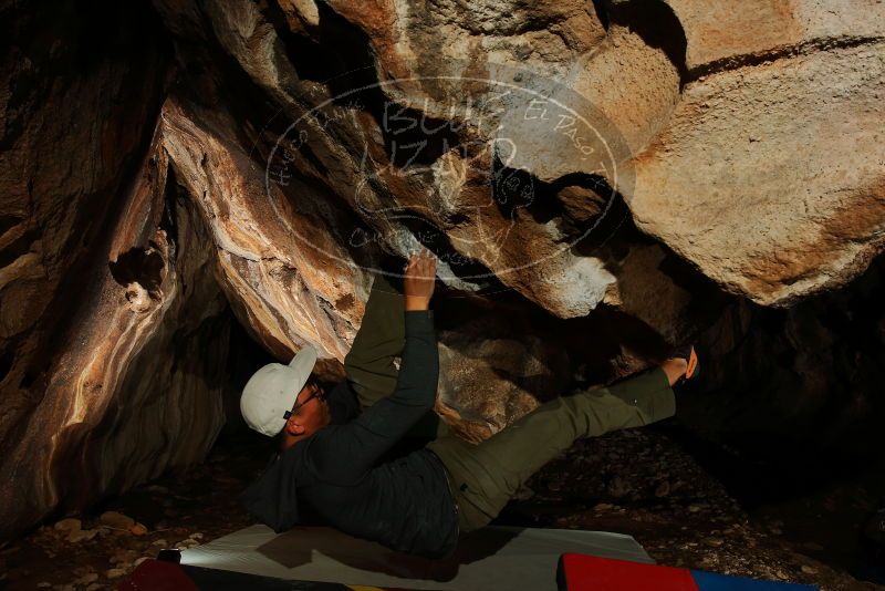 Bouldering in Hueco Tanks on 12/30/2019 with Blue Lizard Climbing and Yoga

Filename: SRM_20191230_1740540.jpg
Aperture: f/8.0
Shutter Speed: 1/250
Body: Canon EOS-1D Mark II
Lens: Canon EF 16-35mm f/2.8 L