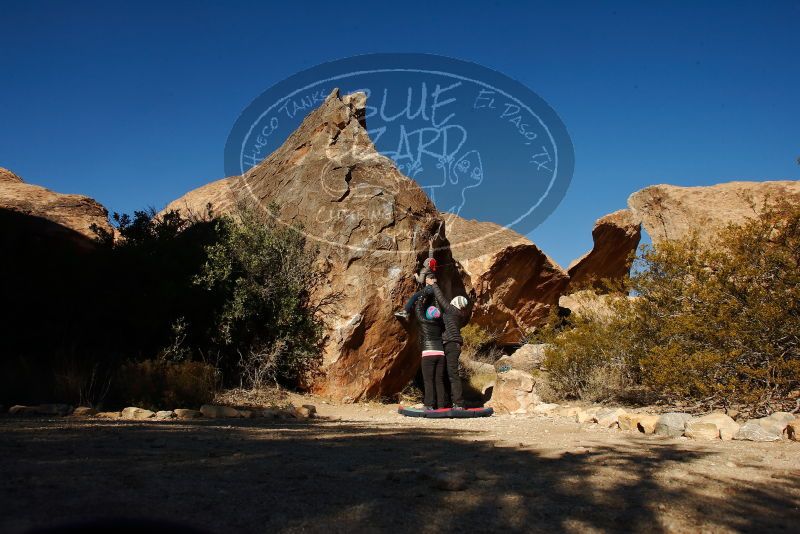 Bouldering in Hueco Tanks on 12/31/2019 with Blue Lizard Climbing and Yoga

Filename: SRM_20191231_1051000.jpg
Aperture: f/11.0
Shutter Speed: 1/320
Body: Canon EOS-1D Mark II
Lens: Canon EF 16-35mm f/2.8 L