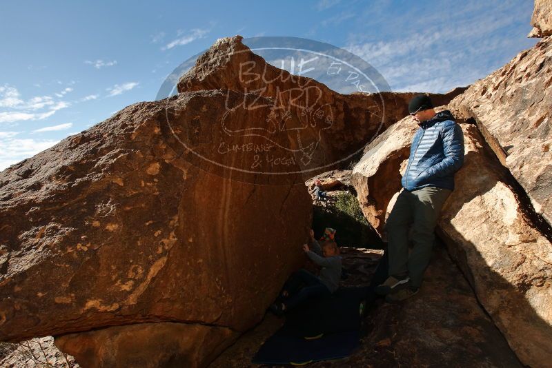 Bouldering in Hueco Tanks on 12/31/2019 with Blue Lizard Climbing and Yoga

Filename: SRM_20191231_1240450.jpg
Aperture: f/8.0
Shutter Speed: 1/250
Body: Canon EOS-1D Mark II
Lens: Canon EF 16-35mm f/2.8 L