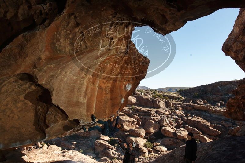 Bouldering in Hueco Tanks on 01/01/2020 with Blue Lizard Climbing and Yoga

Filename: SRM_20200101_1132400.jpg
Aperture: f/8.0
Shutter Speed: 1/250
Body: Canon EOS-1D Mark II
Lens: Canon EF 16-35mm f/2.8 L