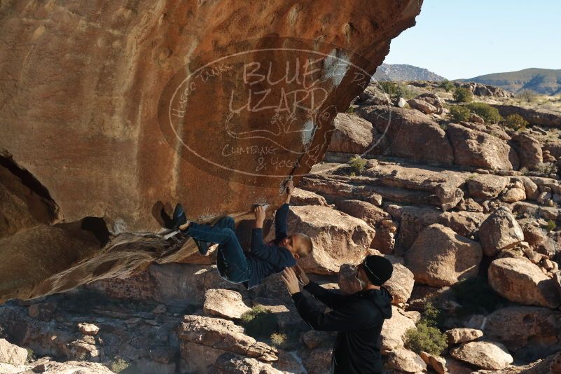 Bouldering in Hueco Tanks on 01/01/2020 with Blue Lizard Climbing and Yoga

Filename: SRM_20200101_1139340.jpg
Aperture: f/8.0
Shutter Speed: 1/250
Body: Canon EOS-1D Mark II
Lens: Canon EF 50mm f/1.8 II