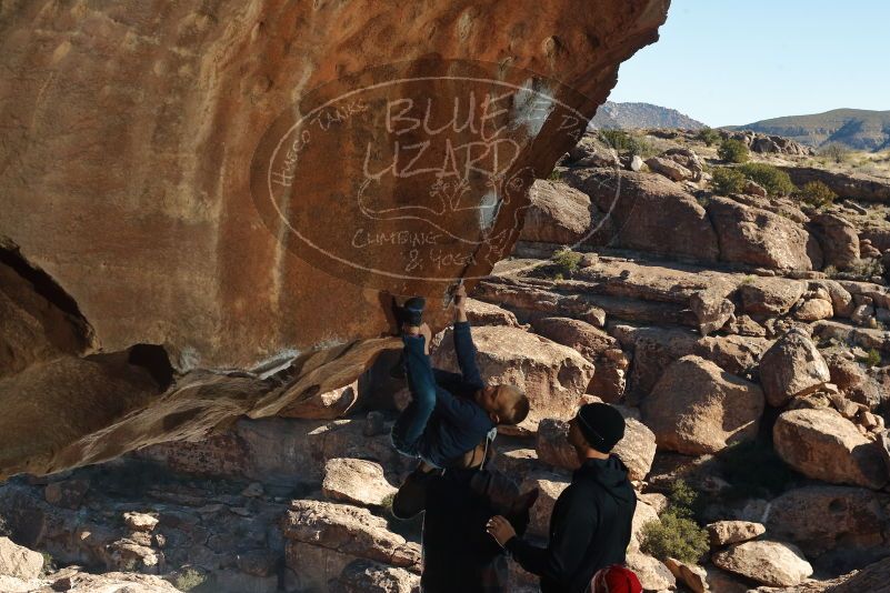 Bouldering in Hueco Tanks on 01/01/2020 with Blue Lizard Climbing and Yoga

Filename: SRM_20200101_1141220.jpg
Aperture: f/8.0
Shutter Speed: 1/250
Body: Canon EOS-1D Mark II
Lens: Canon EF 50mm f/1.8 II