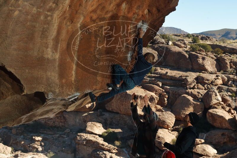 Bouldering in Hueco Tanks on 01/01/2020 with Blue Lizard Climbing and Yoga

Filename: SRM_20200101_1141370.jpg
Aperture: f/8.0
Shutter Speed: 1/250
Body: Canon EOS-1D Mark II
Lens: Canon EF 50mm f/1.8 II