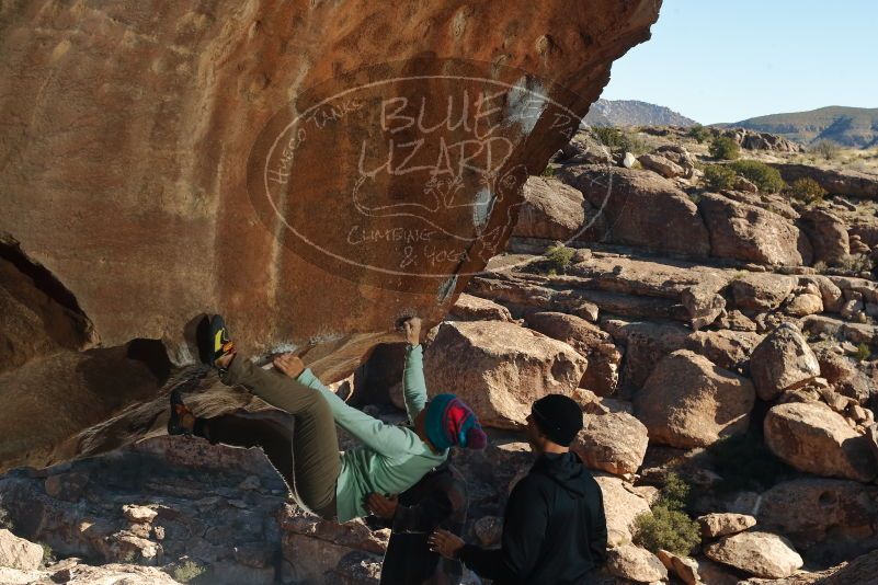 Bouldering in Hueco Tanks on 01/01/2020 with Blue Lizard Climbing and Yoga

Filename: SRM_20200101_1143480.jpg
Aperture: f/8.0
Shutter Speed: 1/250
Body: Canon EOS-1D Mark II
Lens: Canon EF 50mm f/1.8 II