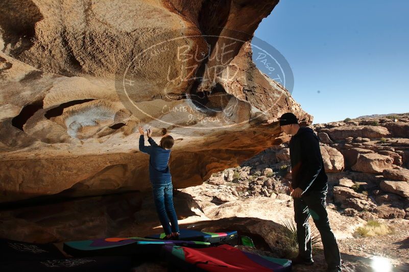 Bouldering in Hueco Tanks on 01/01/2020 with Blue Lizard Climbing and Yoga

Filename: SRM_20200101_1201130.jpg
Aperture: f/8.0
Shutter Speed: 1/250
Body: Canon EOS-1D Mark II
Lens: Canon EF 16-35mm f/2.8 L