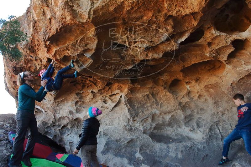 Bouldering in Hueco Tanks on 01/01/2020 with Blue Lizard Climbing and Yoga

Filename: SRM_20200101_1533170.jpg
Aperture: f/5.6
Shutter Speed: 1/250
Body: Canon EOS-1D Mark II
Lens: Canon EF 16-35mm f/2.8 L