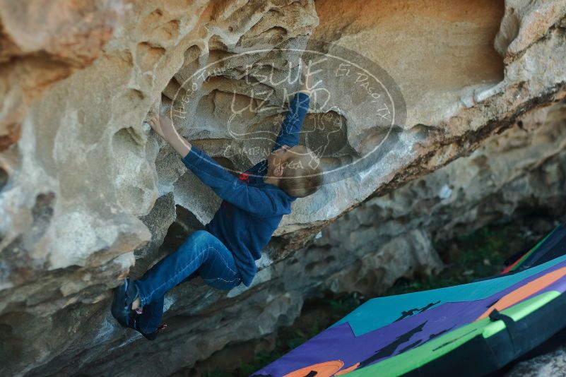 Bouldering in Hueco Tanks on 01/01/2020 with Blue Lizard Climbing and Yoga

Filename: SRM_20200101_1631030.jpg
Aperture: f/2.8
Shutter Speed: 1/250
Body: Canon EOS-1D Mark II
Lens: Canon EF 50mm f/1.8 II