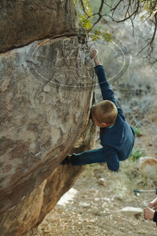 Bouldering in Hueco Tanks on 01/01/2020 with Blue Lizard Climbing and Yoga

Filename: SRM_20200101_1753170.jpg
Aperture: f/2.8
Shutter Speed: 1/200
Body: Canon EOS-1D Mark II
Lens: Canon EF 50mm f/1.8 II