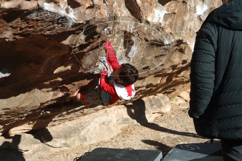 Bouldering in Hueco Tanks on 01/03/2020 with Blue Lizard Climbing and Yoga

Filename: SRM_20200103_1046210.jpg
Aperture: f/5.0
Shutter Speed: 1/320
Body: Canon EOS-1D Mark II
Lens: Canon EF 50mm f/1.8 II