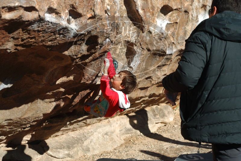 Bouldering in Hueco Tanks on 01/03/2020 with Blue Lizard Climbing and Yoga

Filename: SRM_20200103_1046230.jpg
Aperture: f/5.0
Shutter Speed: 1/320
Body: Canon EOS-1D Mark II
Lens: Canon EF 50mm f/1.8 II