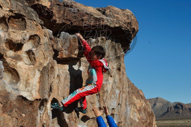 Bouldering in Hueco Tanks on 01/03/2020 with Blue Lizard Climbing and Yoga

Filename: SRM_20200103_1057050.jpg
Aperture: f/6.3
Shutter Speed: 1/400
Body: Canon EOS-1D Mark II
Lens: Canon EF 50mm f/1.8 II