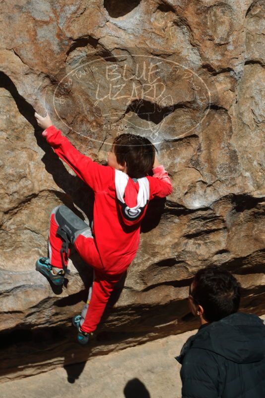 Bouldering in Hueco Tanks on 01/03/2020 with Blue Lizard Climbing and Yoga

Filename: SRM_20200103_1101130.jpg
Aperture: f/6.3
Shutter Speed: 1/400
Body: Canon EOS-1D Mark II
Lens: Canon EF 50mm f/1.8 II