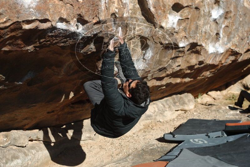 Bouldering in Hueco Tanks on 01/03/2020 with Blue Lizard Climbing and Yoga

Filename: SRM_20200103_1116460.jpg
Aperture: f/4.5
Shutter Speed: 1/400
Body: Canon EOS-1D Mark II
Lens: Canon EF 50mm f/1.8 II